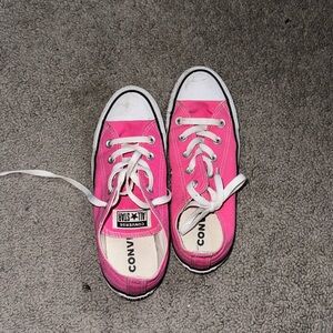 super cute barely worn converse